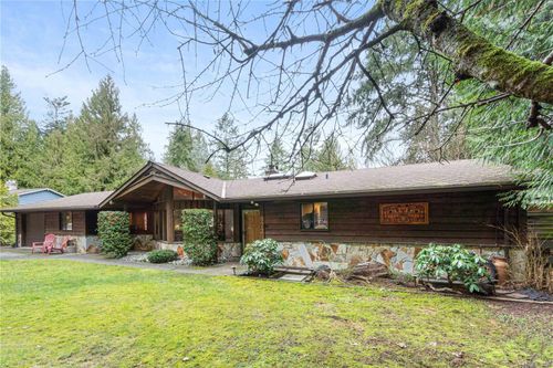 972 Woodpecker Pl, Parksville, BC, V9P1T1 | Card Image