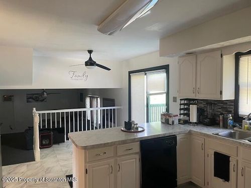 706 Parrott Ave, Scranton, PA, 18504-2148 | Card Image