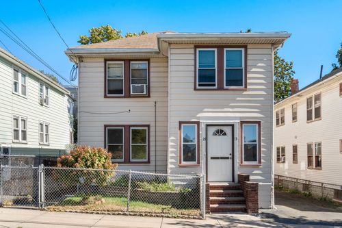 33 Luke Rd, Everett, MA, 02149 | Card Image