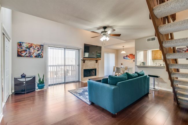 1028 Signal Ridge Pl, Condo with 3 bedrooms, 2 bathrooms and null parking in Rockwall TX | Image 4
