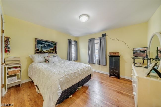 75 Emerson St, House other with 5 bedrooms, 1 bathrooms and null parking in Clifton NJ | Image 11