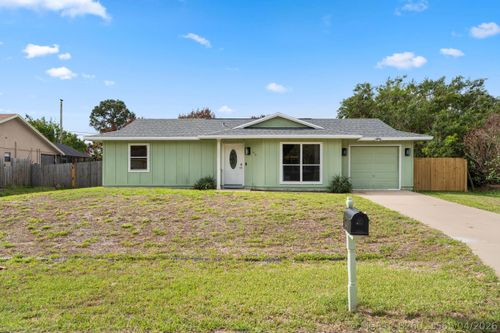 452 Sw David Ter, Port St. Lucie, FL, 34953-2972 | Card Image