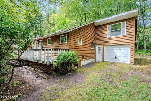 115 Dirk Rd, Tafton, PA, 18464-9696 | Card Image