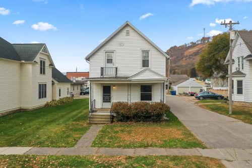 207 S Maple St, RUSHFORD, MN, 55971-9030 | Card Image