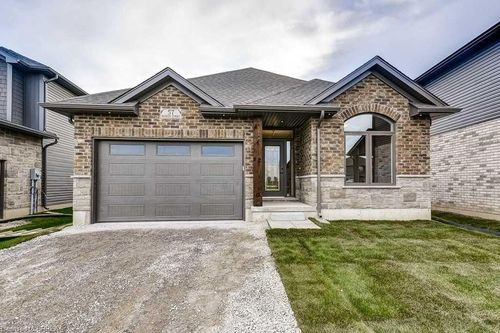 57 Mckeen St, Jarvis, ON, N0A1J0 | Card Image