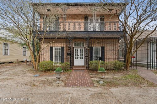 126 Rue Magnolia, Biloxi, MS, 39530-4218 | Card Image