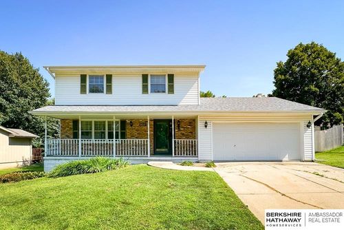 907 Buckboard Blvd, Papillion, NE, 68046-3741 | Card Image