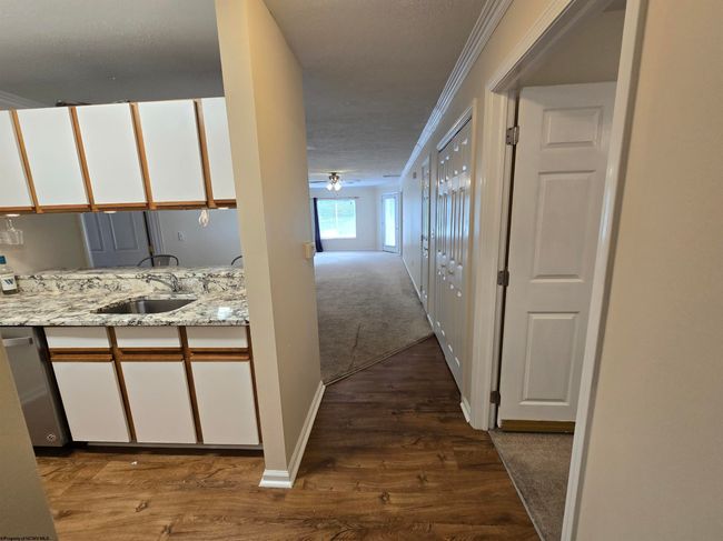 1205 University Commons Dr, Condo with 4 bedrooms, 4 bathrooms and 3 parking in Star City WV | Image 5