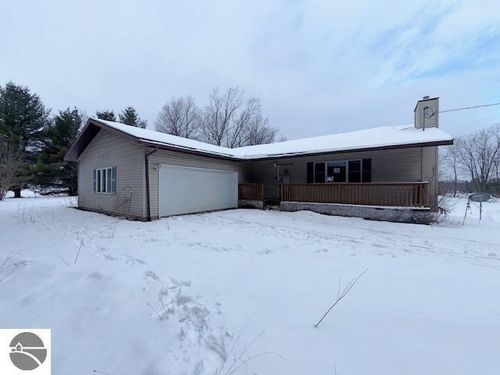 21820 Apache Pass, Reed City, MI, 49677 | Card Image
