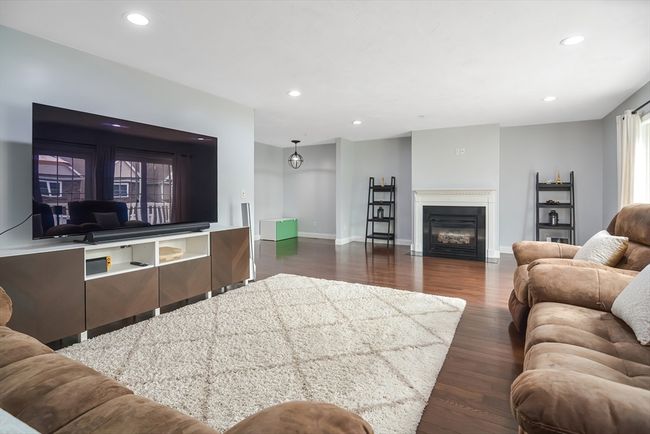 UNIT-52 - 72 Highland Rd, Condo with 3 bedrooms, 3 bathrooms and 6 parking in Raynham MA | Image 4