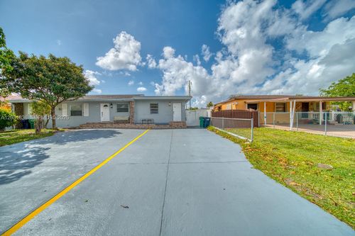 7622-7622 Sw 21st St, Miami, FL, 33155-1412 | Card Image