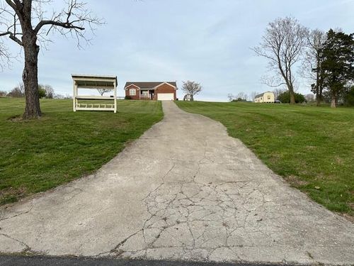 1453 Normans Camp Rd, Harrodsburg, KY, 40330-8521 | Card Image