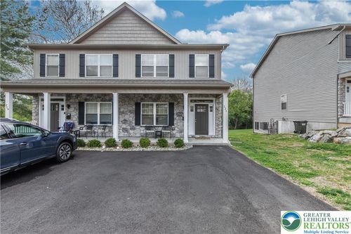 221 Craig Ave, BETHLEHEM, PA, 18018-4635 | Card Image