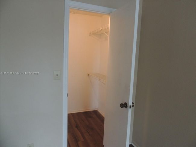 APT-4304 - 2846 S University Dr, Condo with 1 bedrooms, 1 bathrooms and null parking in Davie FL | Image 10