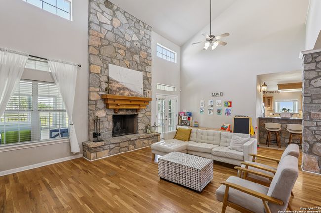 269 Red Rose St, House other with 4 bedrooms, 4 bathrooms and null parking in Spring Branch TX | Image 9
