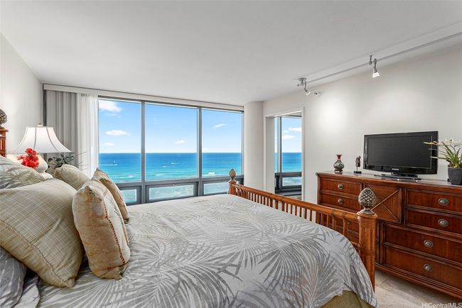 APT-3204 - 1330 Ala Moana Blvd, Condo with 2 bedrooms, 2 bathrooms and 2 parking in Honolulu HI | Image 8