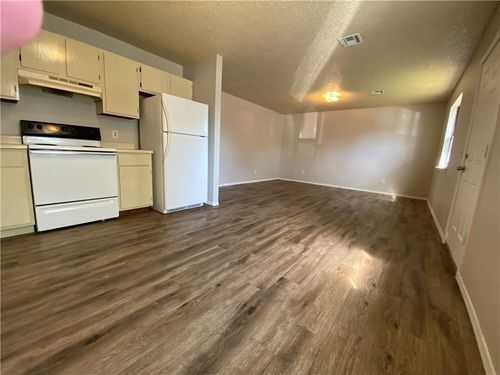 apt-f-300 Fink Dr, Springdale, AR, 72764-6488 | Card Image