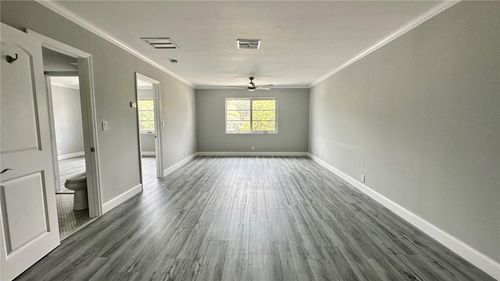 apt-a207-12 Ne 19th Ct, Wilton Manors, FL, 33305-1060 | Card Image