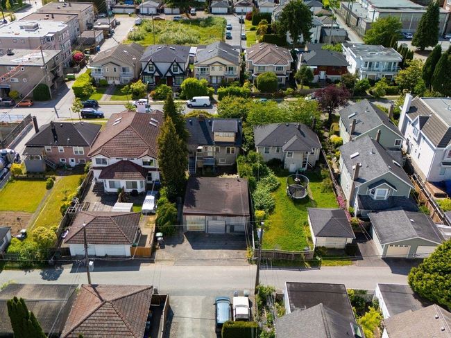 Aerial perspective of suburban area | Image 27