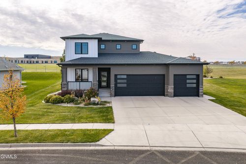 5510 Mica Dr, Bismarck, ND, 58503-5674 | Card Image