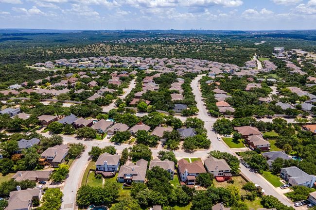 2308 Windswept Dr, House other with 4 bedrooms, 3 bathrooms and 2 parking in Austin TX | Image 39
