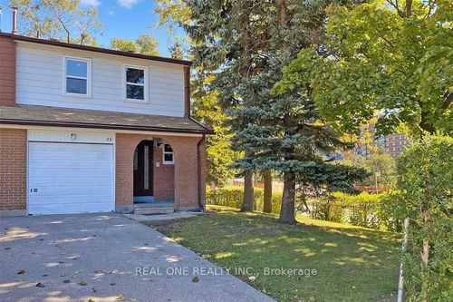 45 Dundalk Dr, Scarborough, ON, M1P4V1 | Card Image