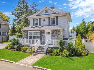 22 Brown Street, House other with 3 bedrooms, 2 bathrooms and null parking in West Babylon NY | Image 3