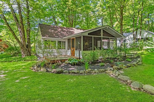 21-3300 Baker Hwy, Mohegan Lake, NY, 10547-1765 | Card Image