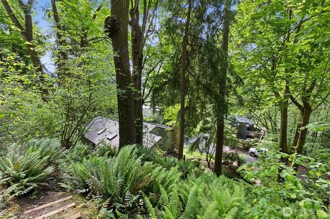 5019 E Mercer Way, House other with 4 bedrooms, 3 bathrooms and 2 parking in Mercer Island WA | Image 25