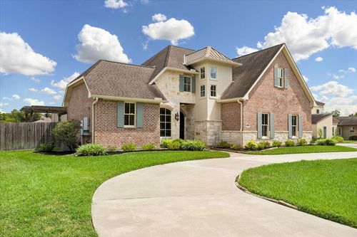 2103 Airline Dr, Friendswood, TX, 77546-5503 | Card Image