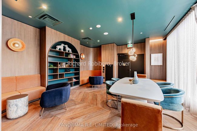 623 - 689 The Queensway, Condo with 2 bedrooms, 2 bathrooms and 1 parking in Etobicoke ON | Image 24