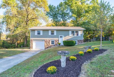 636 Robin Drive, House other with 4 bedrooms, 1 bathrooms and null parking in Ellettsville IN | Image 1