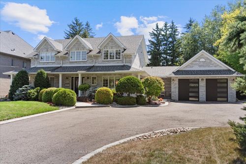1484 Rougemount Dr, Pickering, ON, L1V1N1 | Card Image