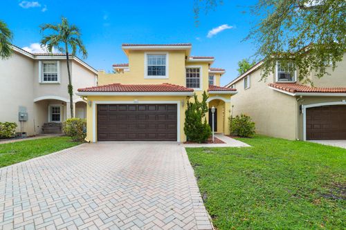 3943 Crescent Creek Dr, Coconut Creek, FL, 33073-3123 | Card Image
