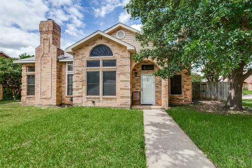805 Brockden Dr, Mesquite, TX, 75149-3275 | Card Image