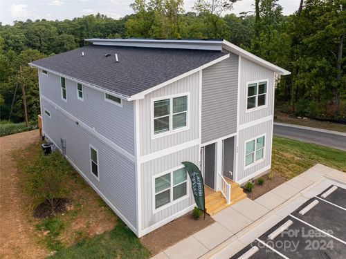 247 Cherrywood Way, Asheville, NC, 28806-0606 | Card Image