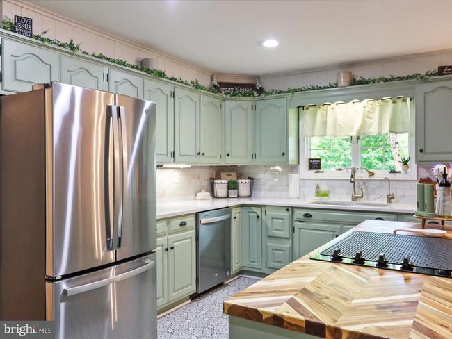 535 Bowling View Rd, House other with 4 bedrooms, 5 bathrooms and null parking in Front Royal VA | Image 9
