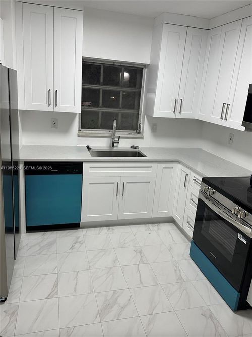 3115-3115 N Palm Aire Dr, Pompano Beach, FL, 33069-3803 | Card Image