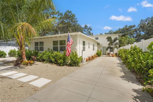 3716 7th Ave W, BRADENTON, FL, 34205-2406 | Card Image
