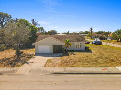 1526 Se Port St Lucie Blvd, Port St Lucie, FL, 34952-5450 | Card Image