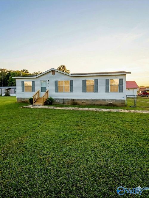122 Stephens Road, Hazel Green, AL, 35750 | Card Image