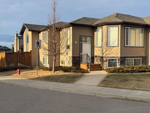79 Sunridge Blvd W, Lethbridge, AB, T1J0T4 | Card Image