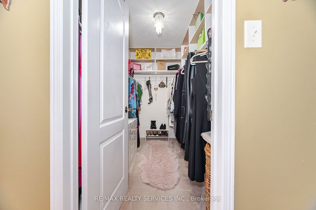 37 Baybrook Rd, House other with 6 bedrooms, 4 bathrooms and 4 parking in Brampton ON | Image 24