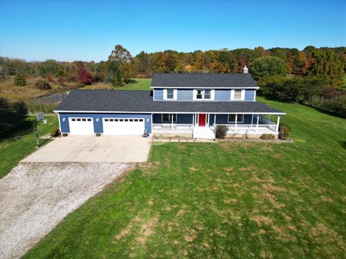 1682 Carroll Eastern Rd Nw, Lancaster, OH, 43130-8434 | Card Image