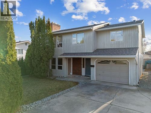 3574 Landie Road, Kelowna, BC, V1W3E9 | Card Image
