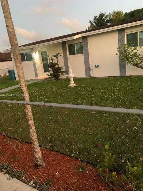 0-11710 Sw 181st Ter, Miami, FL, 33177-2431 | Card Image