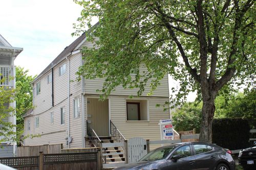 780 Victoria Dr, Vancouver, BC, V5L4E6 | Card Image