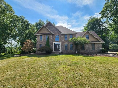3505 Olde Winter Trl, Poland, OH, 44514-5827 | Card Image