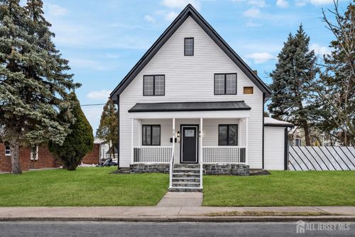 68 Port Reading Ave, WOODBRIDGE, NJ, 07095-3816 | Card Image