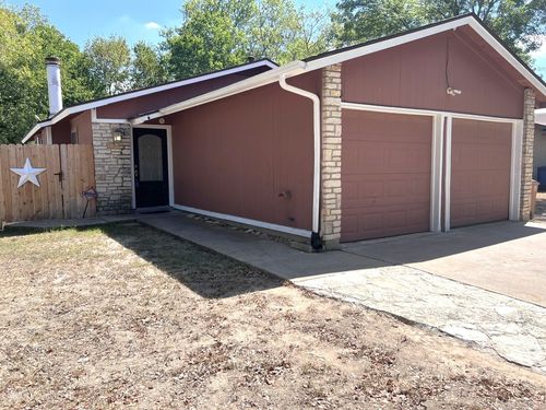 7317 Dixie Dr, Austin, TX, 78744-6643 | Card Image